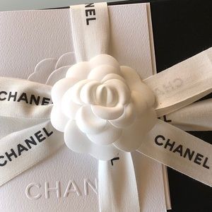 Meet your Posher, Jasmine